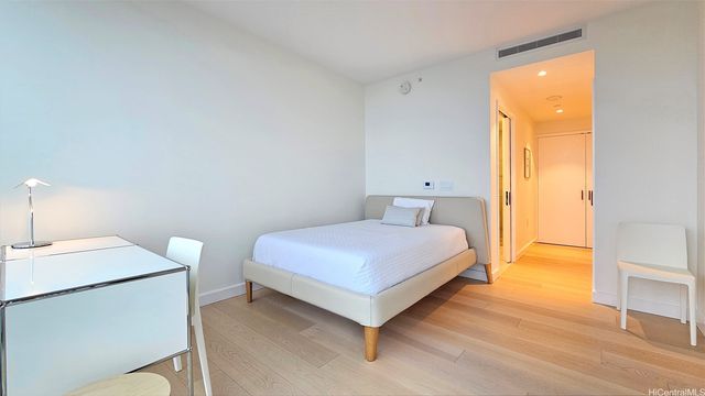 1100 Ala Moana Boulevard 3601, Honolulu, HI 96814