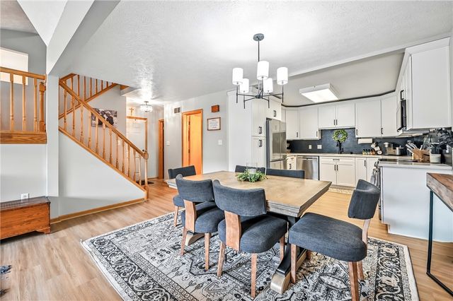 723 Rollinson Rd, Hermitage, PA 16148