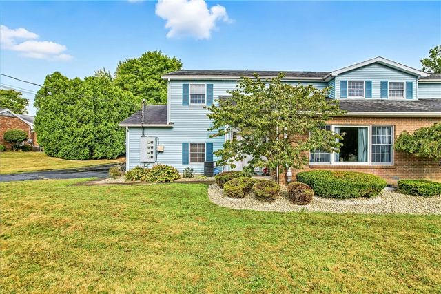 723 Rollinson Rd, Hermitage, PA 16148