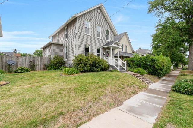 1531 15th Avenue, Moline, IL 61265