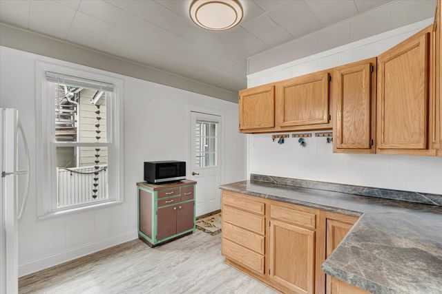 1531 15th Avenue, Moline, IL 61265