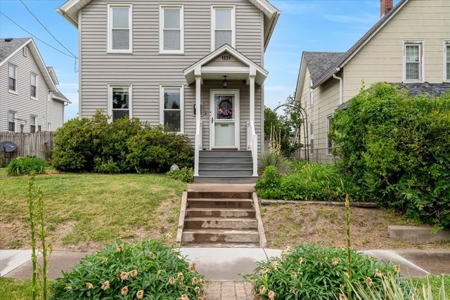 1531 15th Avenue, Moline, IL 61265