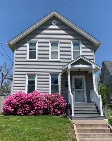 1531 15th Avenue, Moline, IL 61265