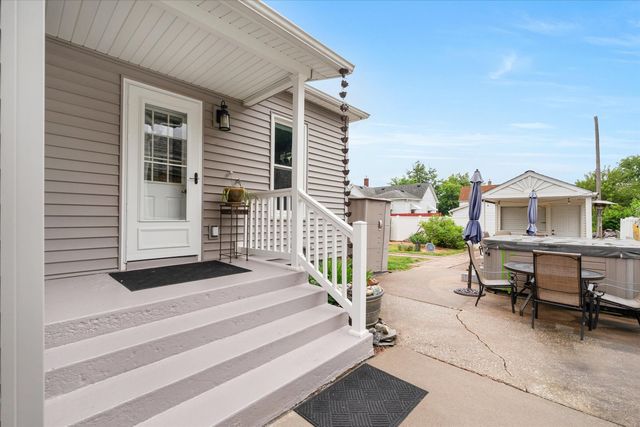 1531 15th Avenue, Moline, IL 61265