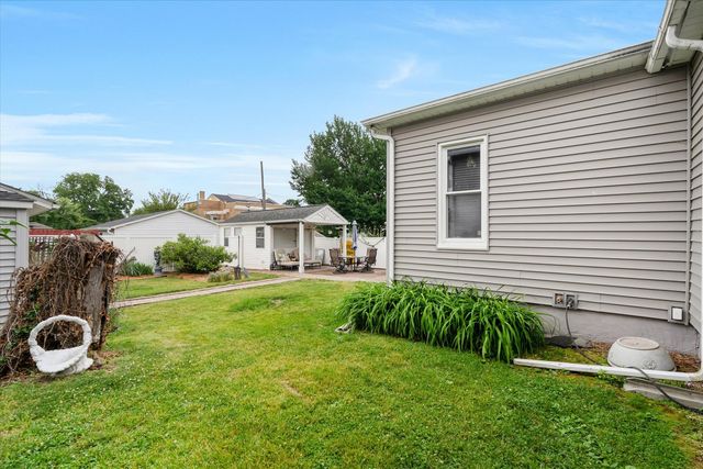 1531 15th Avenue, Moline, IL 61265