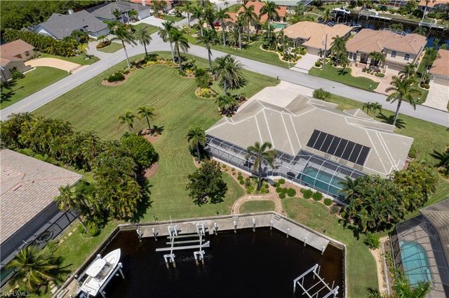 735 Elisa DR, Punta Gorda, FL 33950