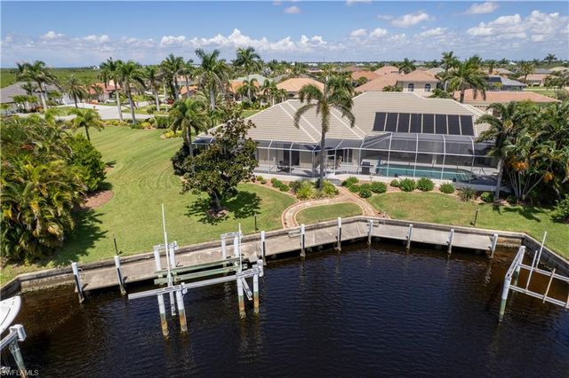 735 Elisa DR, Punta Gorda, FL 33950