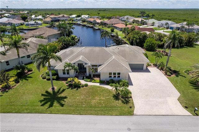 735 Elisa DR, Punta Gorda, FL 33950