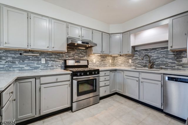 111 Castleton Rd, Montgomery Twp., NJ 08540