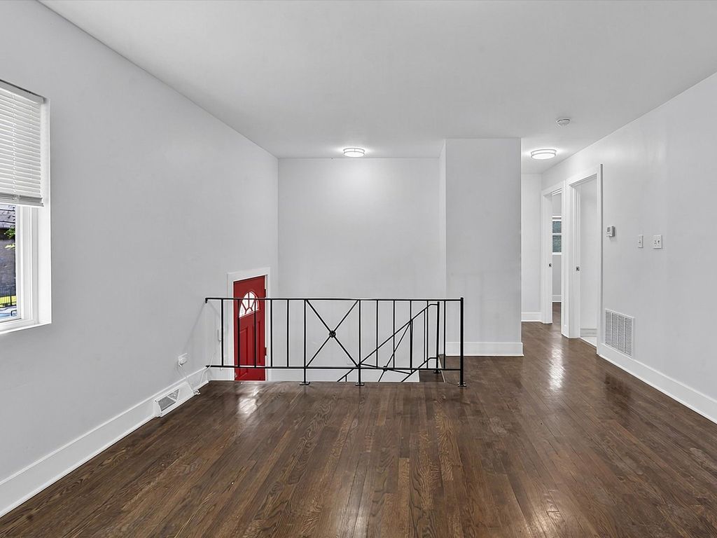 13110 S Saint Lawrence Avenue, Chicago, IL 60827 — photo 4