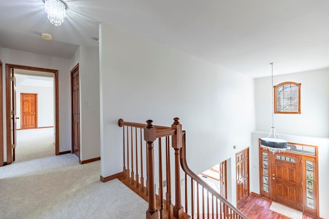 8407 Beech Avenue, Munster, IN 46321