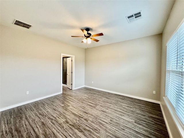 14316 Peach Tree Drive, Yukon, OK 73099