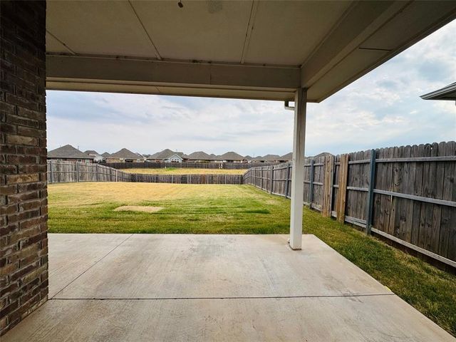 14316 Peach Tree Drive, Yukon, OK 73099