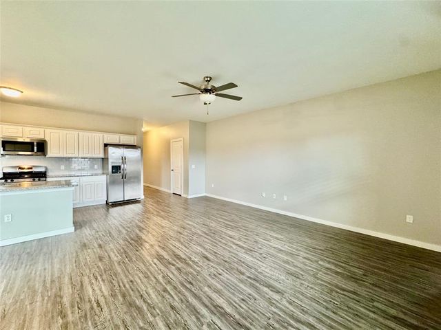14316 Peach Tree Drive, Yukon, OK 73099
