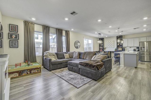 5341 Knights Valley Lane, Antioch, CA 94531