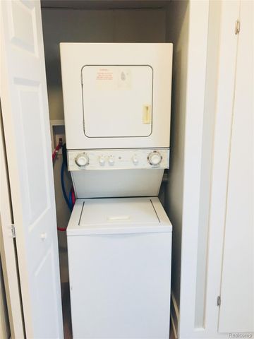 111 Kibbee Street, Mt. Clemens, MI 48043