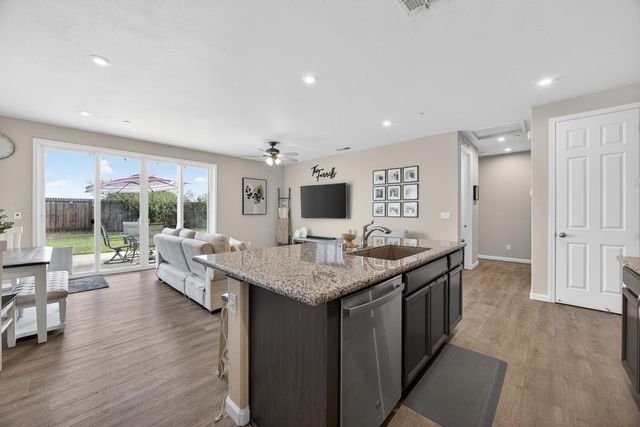 4143 Citation Dr, Olivehurst, CA 95961