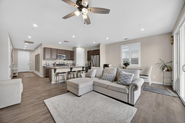 4143 Citation Dr, Olivehurst, CA 95961