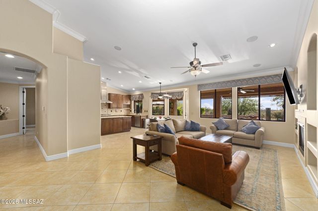 12301 N Golden Mirror Drive, Marana, AZ 85658