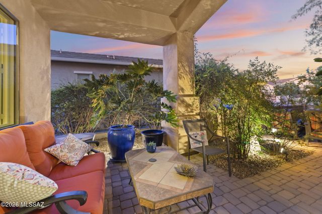 12301 N Golden Mirror Drive, Marana, AZ 85658