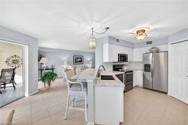 28851 Bermuda Lago CT 104, Bonita Springs, FL 34134