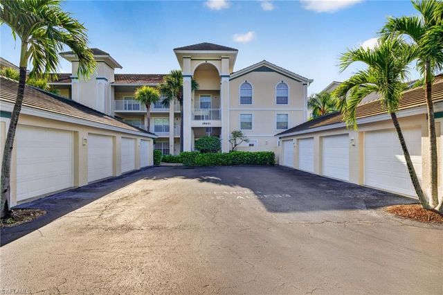28851 Bermuda Lago CT 104, Bonita Springs, FL 34134