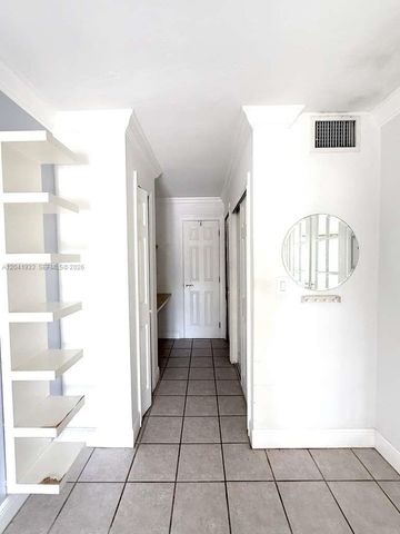 1530 NE 191st St 340, Miami, FL 33179