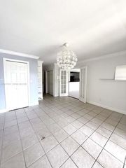 1530 NE 191st St 340, Miami, FL 33179