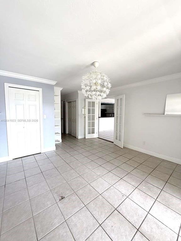 1530 NE 191st St 340, Miami, FL 33179