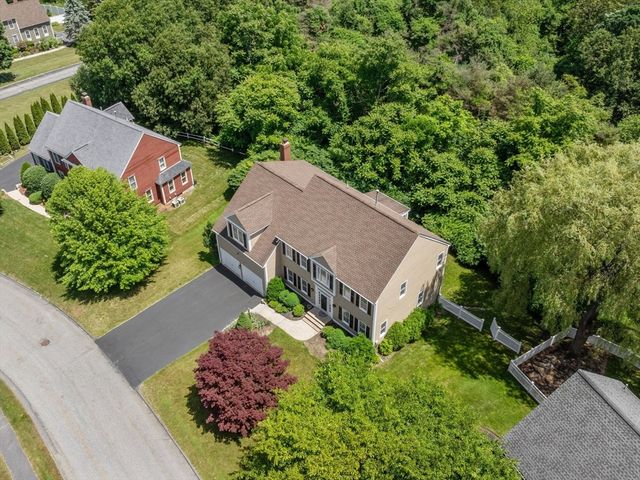 45 Piccadilly Way, Westborough, MA 01581