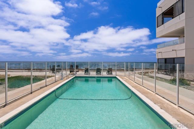 100 Coast 304, La Jolla, CA 92037