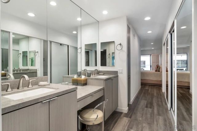 100 Coast 304, La Jolla, CA 92037
