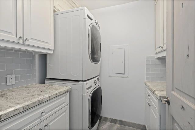 100 Coast 304, La Jolla, CA 92037