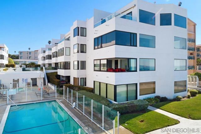 100 Coast 304, La Jolla, CA 92037