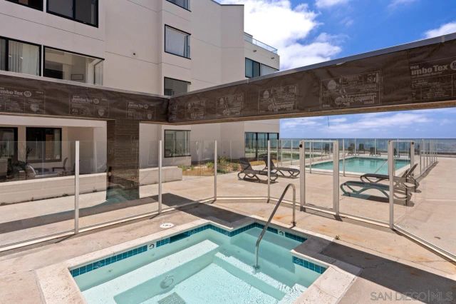 100 Coast 304, La Jolla, CA 92037
