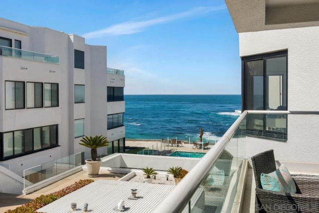 100 Coast 304, La Jolla, CA 92037