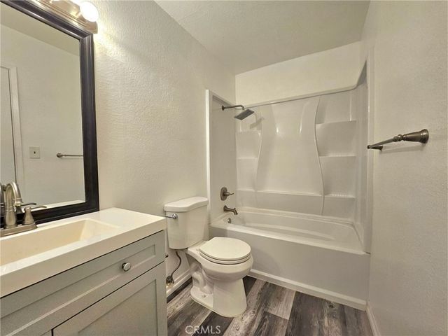 2255 Cahuilla 56, Colton, CA 92324