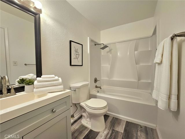 2255 Cahuilla 56, Colton, CA 92324