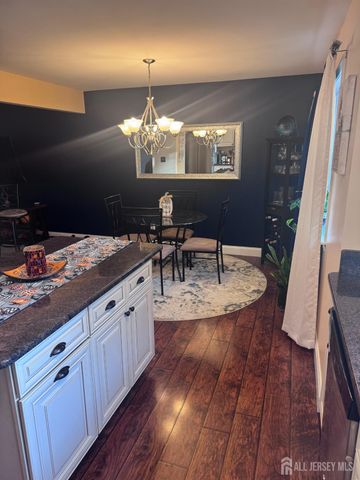 7 Verona Avenue, Hamilton, NJ 08619