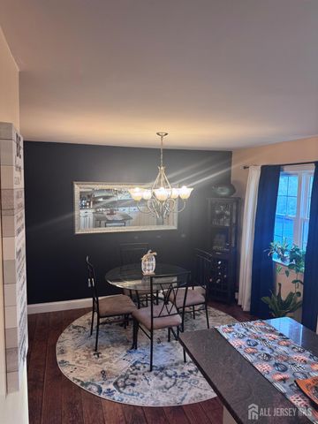 7 Verona Avenue, Hamilton, NJ 08619