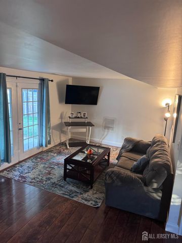 7 Verona Avenue, Hamilton, NJ 08619