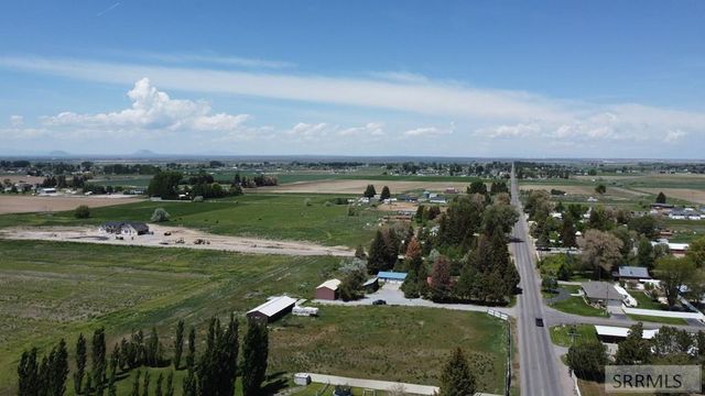 170 N 400 W, Blackfoot, ID 83221