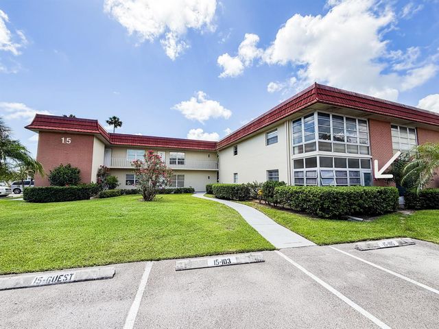 15 Vista Palm Lane 105, Vero Beach, FL 32962