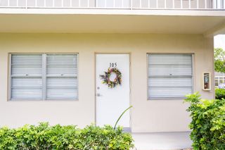 15 Vista Palm Lane 105, Vero Beach, FL 32962