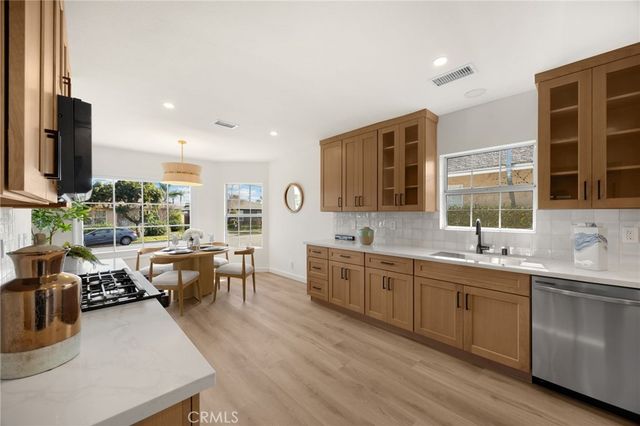 4807 Bentree, Long Beach, CA 90807