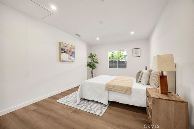 4807 Bentree, Long Beach, CA 90807