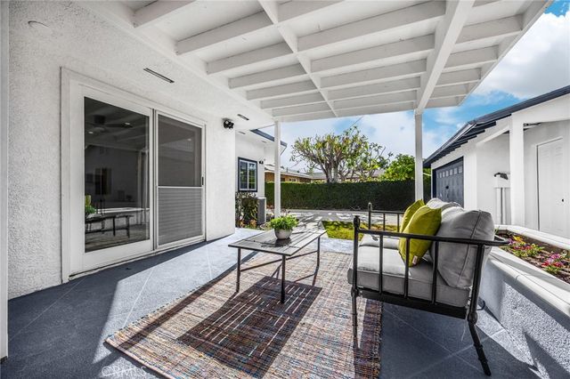 4807 Bentree, Long Beach, CA 90807