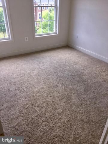 25802 TURLOUGH TER, Chantilly, VA 20152