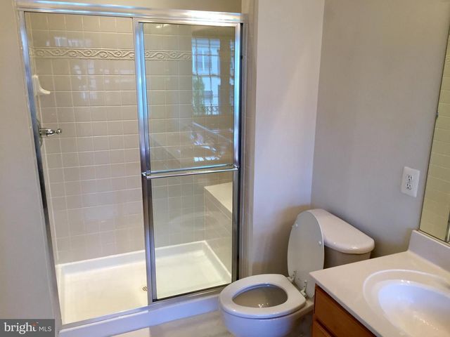 25802 TURLOUGH TER, Chantilly, VA 20152