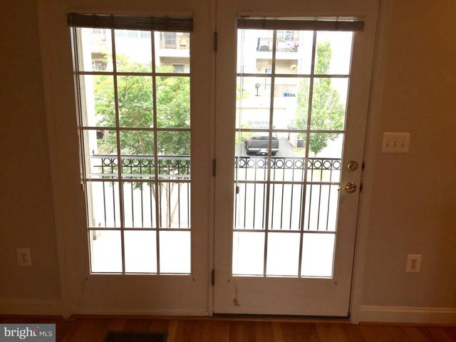 25802 TURLOUGH TER, Chantilly, VA 20152